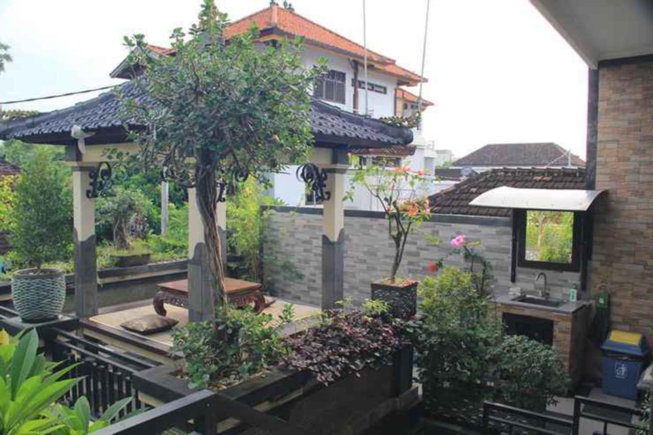 OYO 90274 Odah Guest House Kuta  Bagian luar foto