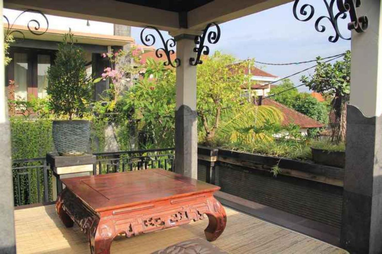 OYO 90274 Odah Guest House Kuta  Bagian luar foto