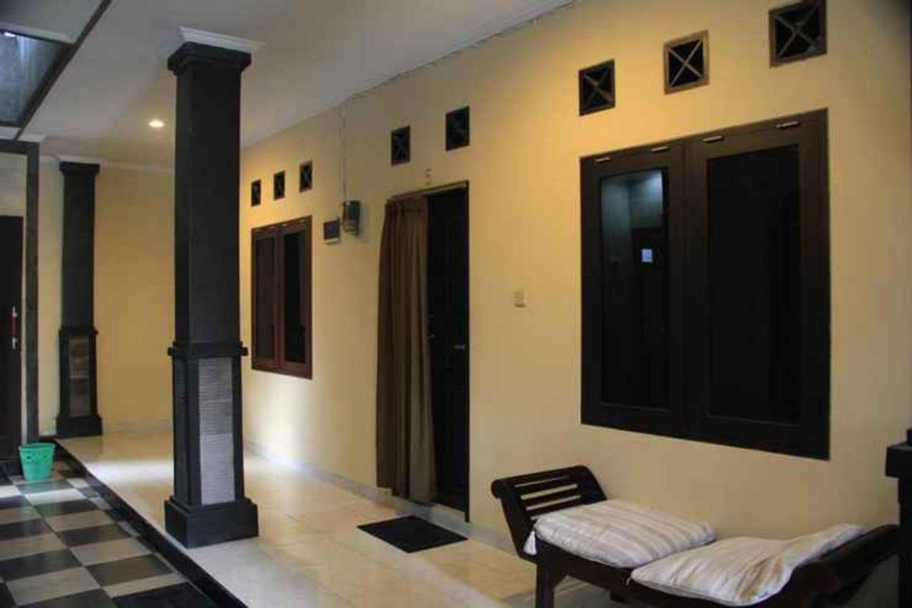 OYO 90274 Odah Guest House Kuta  Bagian luar foto